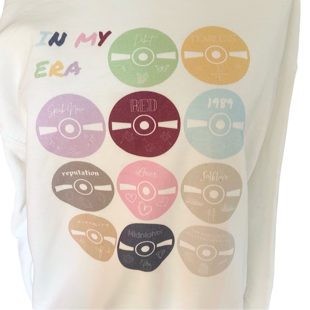 Taylor Swift In My Era Album CDs Crew Neck Lightweight Sweatshirt Size M - Picture 3 of 8